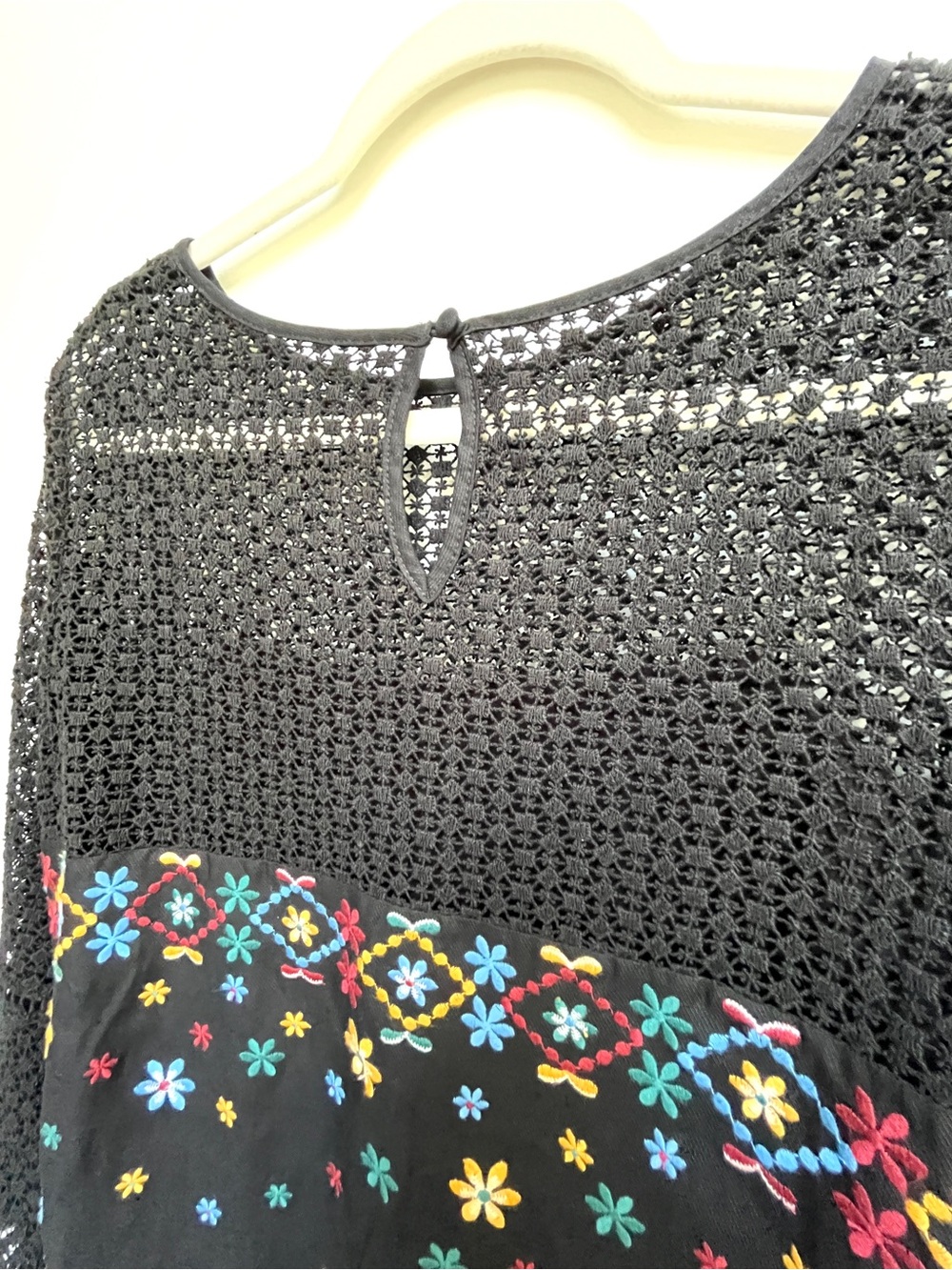 Anthropologie, Akemi + kin Maud Embroidered shift dress, size 6 - Picture 12 of 16